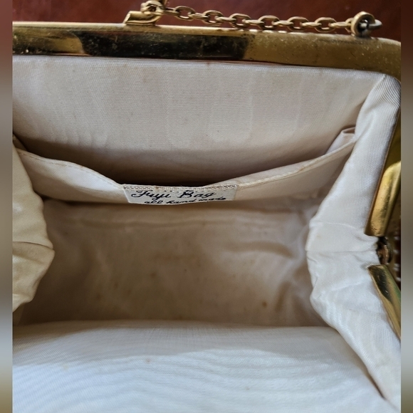 Vintage pearl bag - Picture 7 of 9